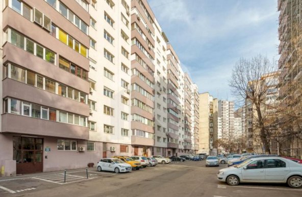 Apartament 3 Camere Lujerului - Confort și Accesibilitate lângă metrou