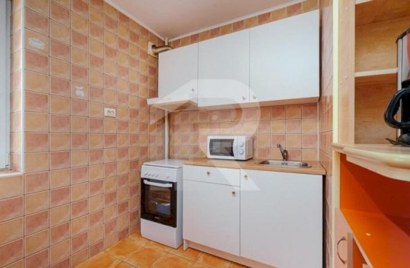 Apartament 2 camere langa Școala Gimnaziala de Arte nr 5