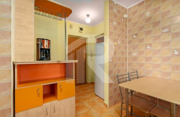 Apartament 2 camere langa Școala Gimnaziala de Arte nr 5