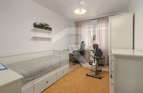 Apartament 4 camere mobilat-utilat  Str C-tin Titel Petrescu-Ghencea