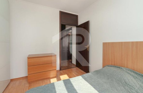 Apartament 4 camere mobilat-utilat  Str C-tin Titel Petrescu-Ghencea