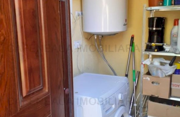 Inchiriere 2case -4 camere Bucurestii Noi