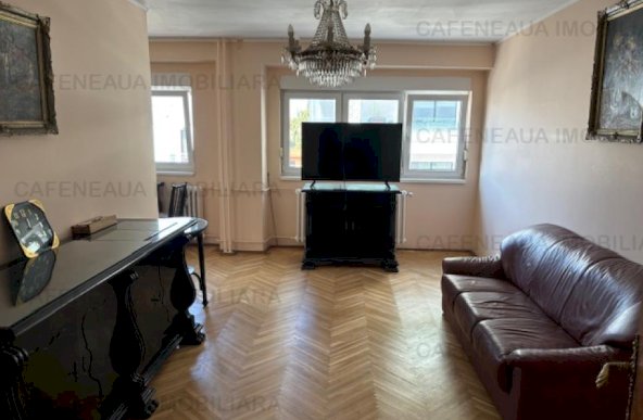 Apartament 4 camere Piata 1 Mai