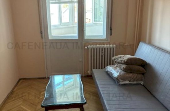 Apartament 4 camere Piata 1 Mai