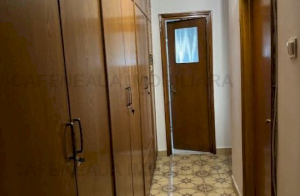 Apartament 4 camere Piata 1 Mai