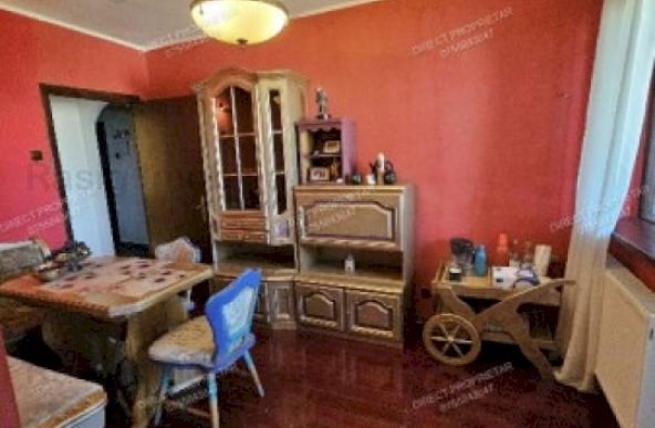 4 camere zona Titulescu