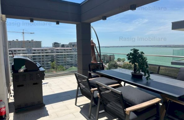 Penthouse lux vedere spre mare si lac