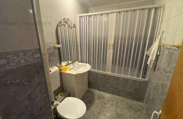 Vanzare apartament 2 camere Aviatiei