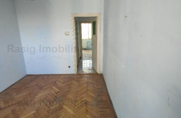 Vanzare apartament 3 camere Grivitei - Podul Grant