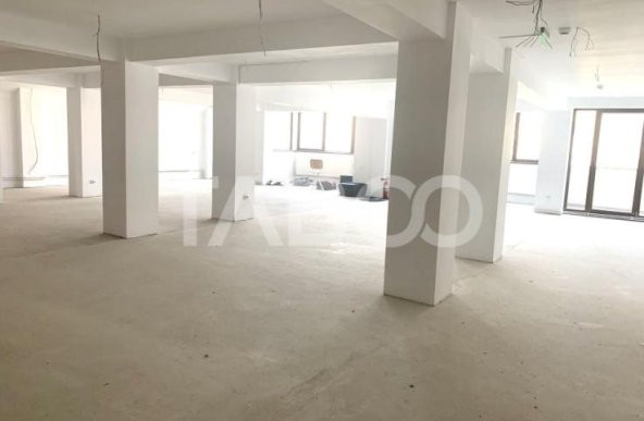 De inchiriat spatiu comercial 300 mp zona centrala Sibiu