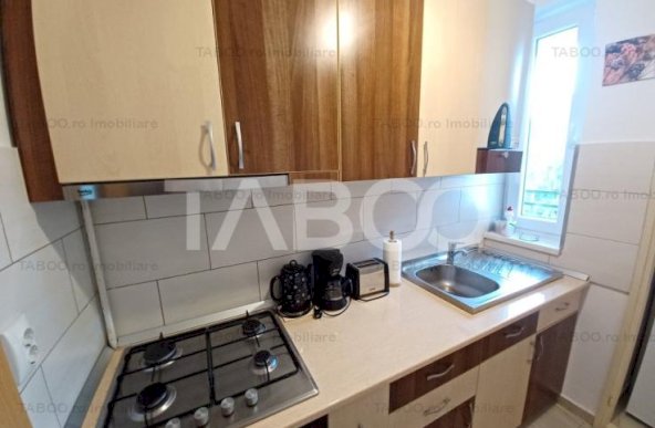 Apartamet renovat cu 2 camere balcon de vanzare Cedonia Mihai Viteazul