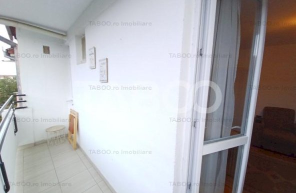 Apartamet renovat cu 2 camere balcon de vanzare Cedonia Mihai Viteazul