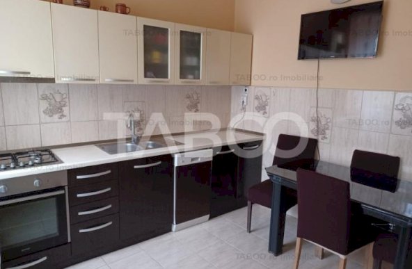 Apartament la casa de vanzare 3 camere terasa pivnita Orasul de Jos