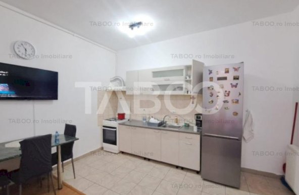 Garsoniera de vanzare 52 mpu pivnita si gradina 110mp in zona Garii