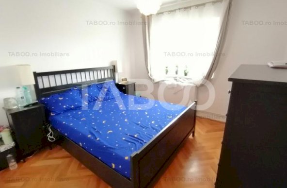 Apartament decomandat de vanzare cu 3 camere pivnita Parcul Sub Arini