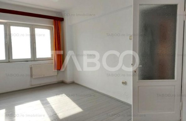 Comision 0% Apartament 3 camere etaj 3 luminos calduros Cisnadie