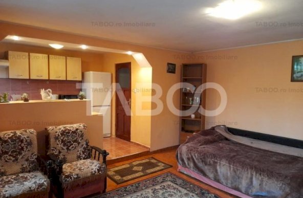 Casa individuala 12 camere 450 mpu teren de 700 mp Turnisor Sibiu 