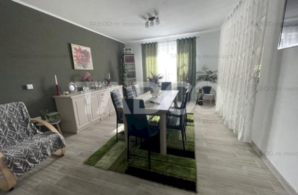 Casa 9 camere 3 bai 291 mpu 2 terase garaj curte Barbant Alba Iulia