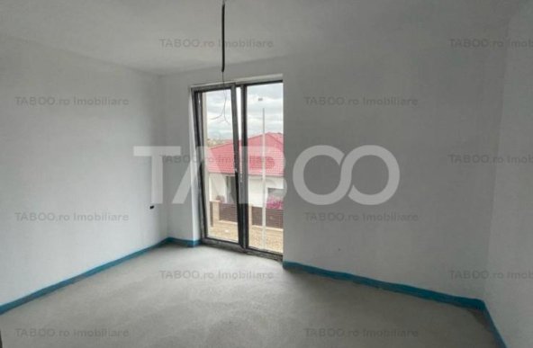 Casa tip duplex la cheie 4 camere 108 mp utili curte Cetate Alba Iulia