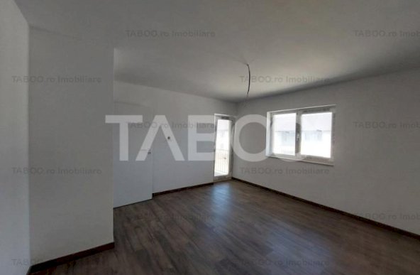 Casa insiruita 4 camere 2 bai 120 mpu balcon curte Micesti Alba Iulia