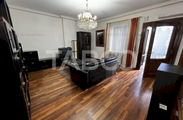 Apartament cu 3 camere decomandate 100 mp utili etaj 1 Parcul Astra