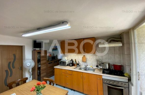 Casa 4 camere 225 mpu teren liber 720 mp 2 fronturi Cetate Alba Iulia