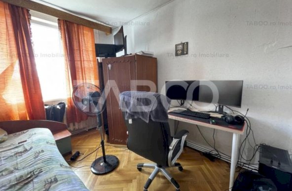 Casa D+P+1E 5 camere 4 bai 250 mp utili terasa zona Cetate Alba Iulia