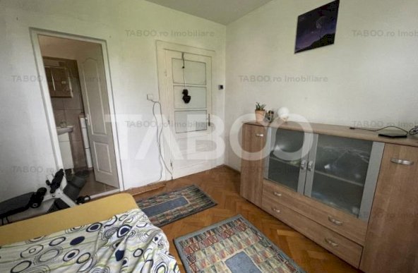 Casa D+P+1E 5 camere 4 bai 250 mp utili terasa zona Cetate Alba Iulia