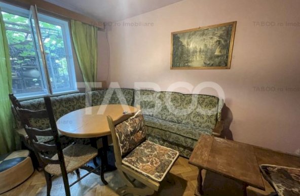 Casa D+P+1E 5 camere 4 bai 250 mp utili terasa zona Cetate Alba Iulia