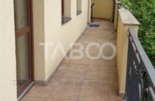 Casa de vanzare 240 mpu curte zona centrala pretabil birouri Sibiu