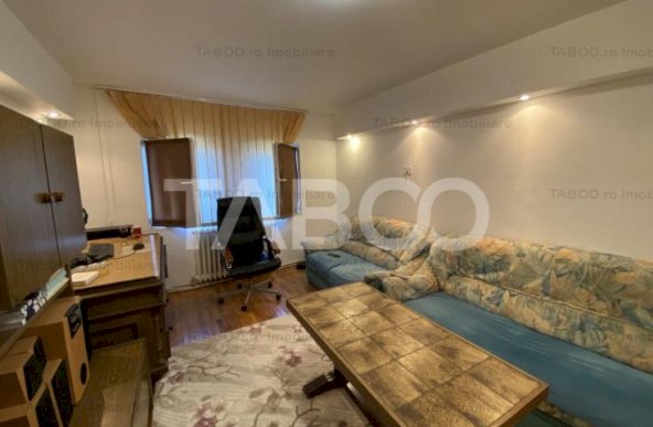 Apartament 2 camere 49 mpu mobilat utilat balcon Cetate Alba Iulia 