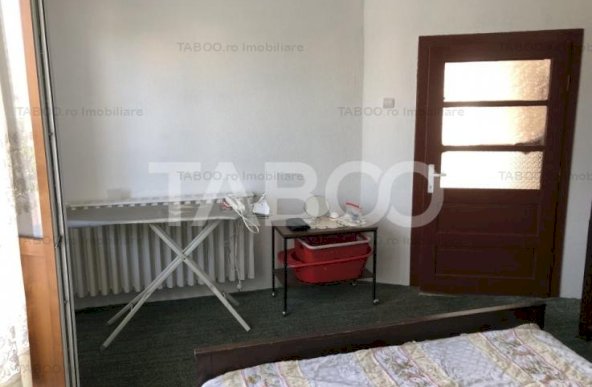 Casa regim D+P+1+M fara curte de vanzare Sibiu zona Trei Stejari