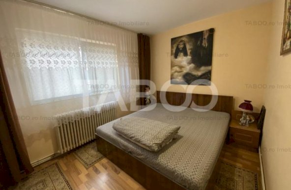 Apartament 3 camere 60mp utili mobilat utilat balcon Cetate Alba Iulia