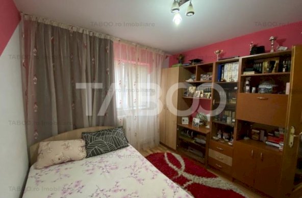 Apartament 3 camere 60mp utili mobilat utilat balcon Cetate Alba Iulia