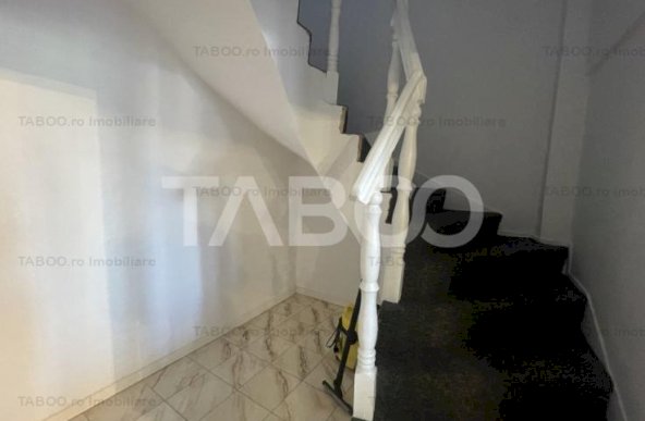 Apartament 3 camere 90 mpu mobilat terasa lift Ultracentral Alba Iulia