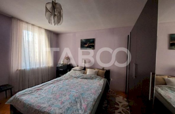 Casa 1 nivel 4 camere 2 bai 83 mpu pivnita curte Lipoveni Alba Iulia