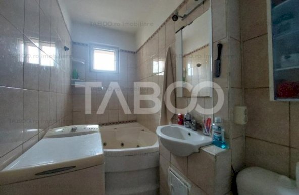 Apartament 2 camere 39 mpu balcon 3 mp zona Cetate Alba Iulia