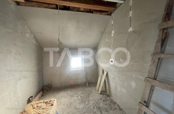 Casa P+1E 4 camere 2 bai 230 mpu pivnita garaj zona Partos Alba Iulia 