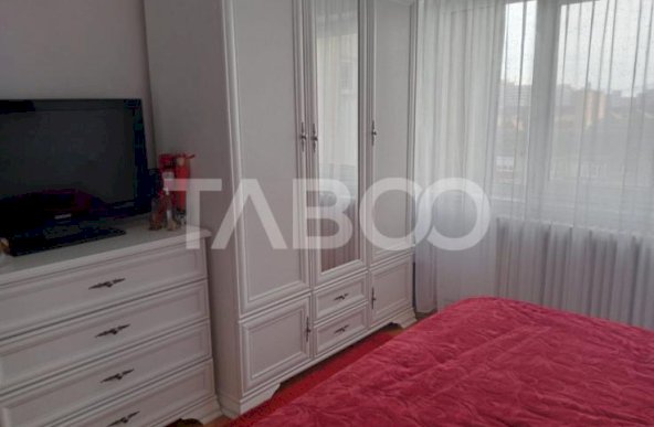 Apartament 2 camere 45 mpu balcon boxa parcare zona Cetate Alba Iulia