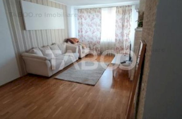 Apartament de vanzare cu 2 camere si balcon zona Siretului Sibiu