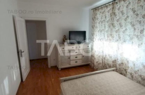 Apartament de vanzare cu 2 camere si balcon zona Siretului Sibiu