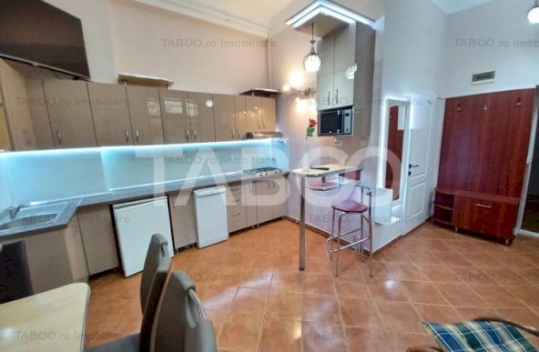 Apartament de inchiriat 3 camere si parcare in Centrul Sibiului