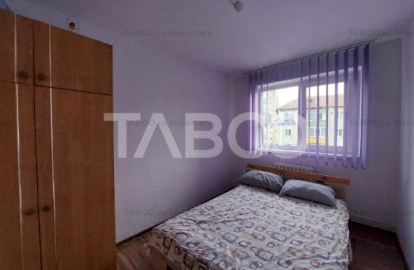 Apartament 2 camere 40 mp utili mobilat utilat zona Cetate Alba Iulia