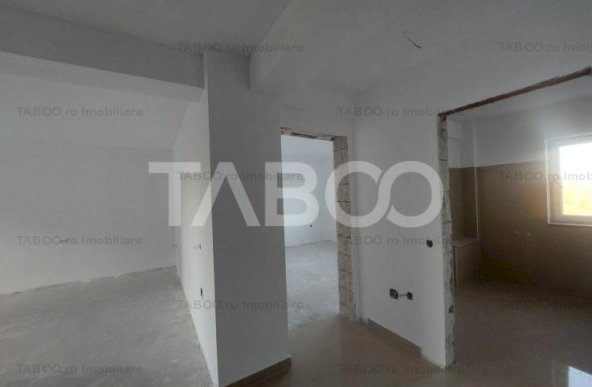 Apartament decomandat 3 camere 67mpu terasa parcare privata Sebes Alba