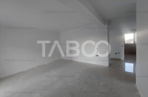 Apartament decomandat 3 camere 67mpu terasa parcare privata Sebes Alba