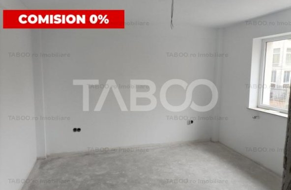 Apartament nou 2 camere 50 mp utili parcare privata parter Sebes Alba