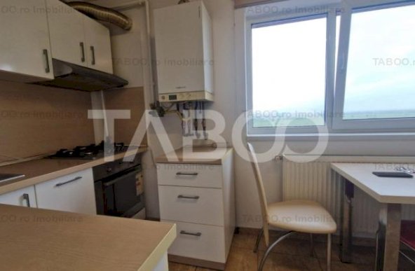 Apartament 4 camere 100 mp utili de vanzare in Sibiu zona Strand