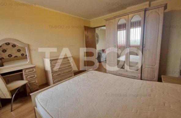 Apartament 4 camere 100 mp utili de vanzare in Sibiu zona Strand