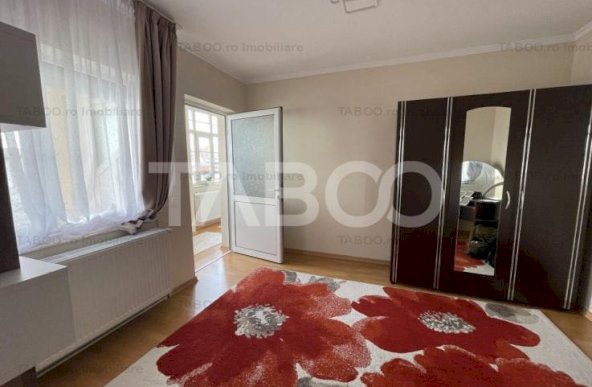 Casa 4 camere 2 bai 154 mpu pivnita garaj curte Lipoveni Alba Iulia