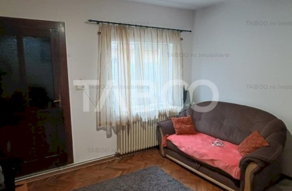 Casa 1 nivel 3 camere 100 mpu mobilata utilata curte Centru Alba Iulia